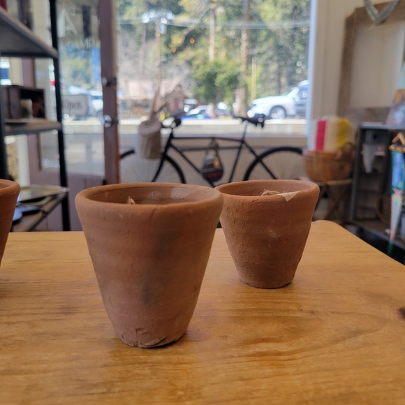 Mini clay vases- SPRING FUN!! Set of 4 - Picture 3 of 13